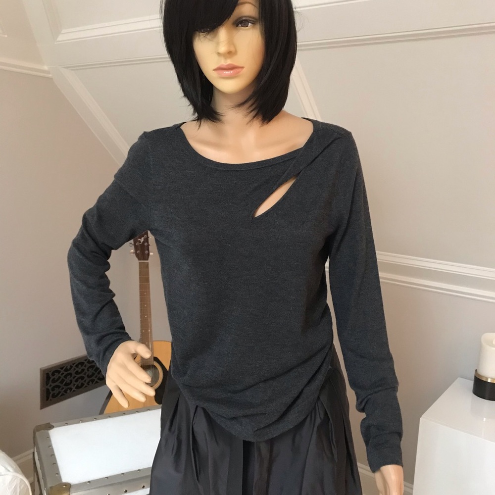 WHBM Grey long sleeved top. Size Small. NWT